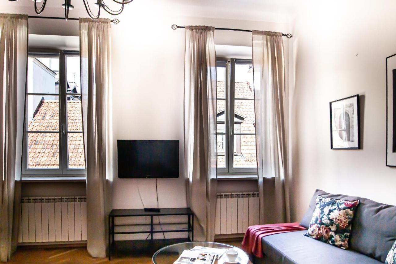 Swietojanska Old Town Apartment วอร์ซอ ภายนอก รูปภาพ