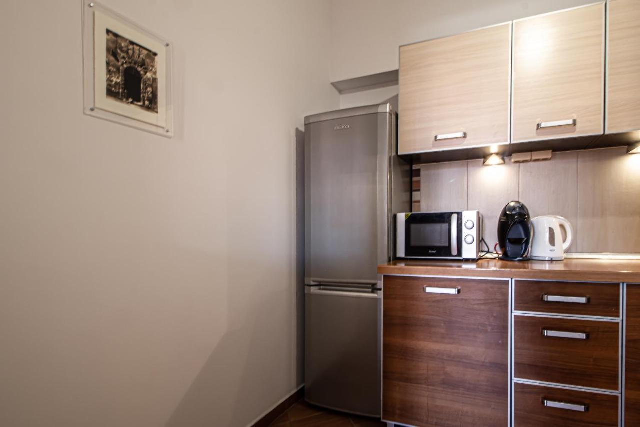 Swietojanska Old Town Apartment วอร์ซอ ภายนอก รูปภาพ